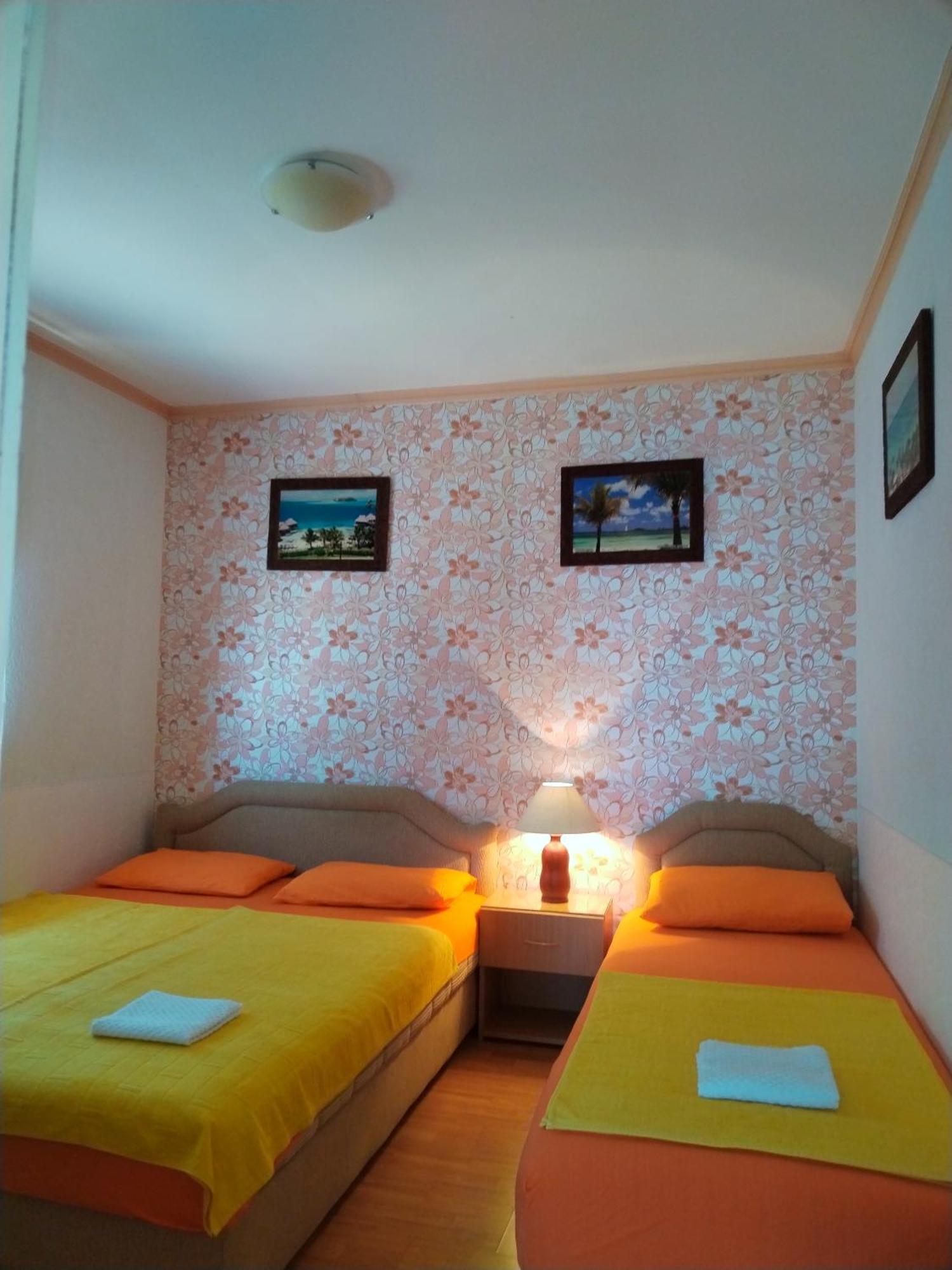Apartmani Ljubica Utjeha Dış mekan fotoğraf