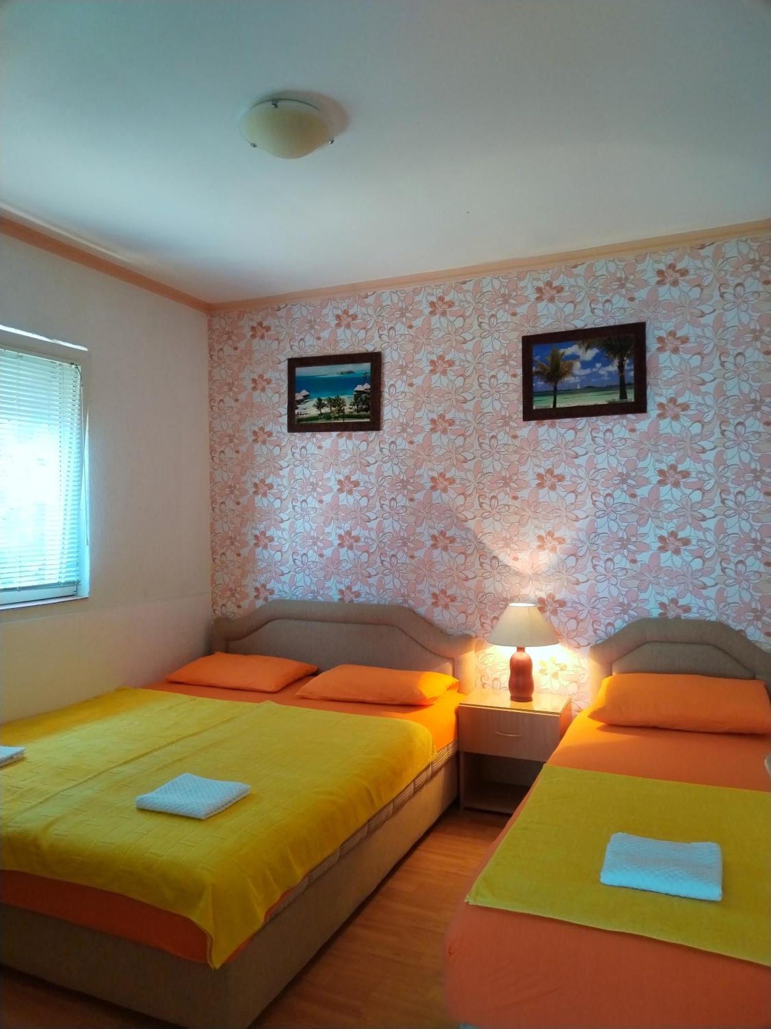 Apartmani Ljubica Utjeha Dış mekan fotoğraf